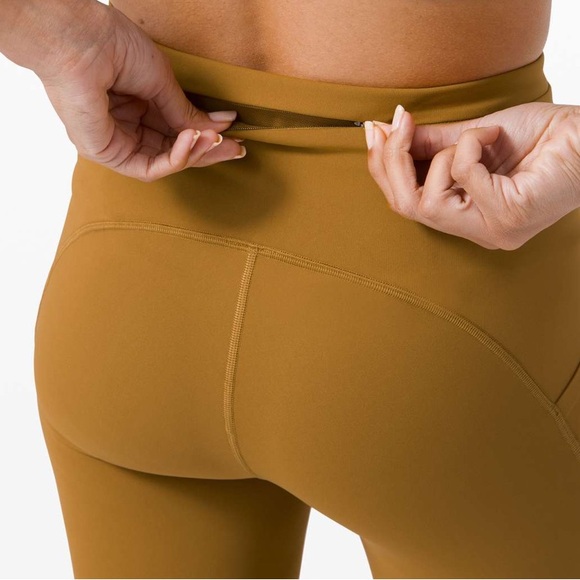 LIKE NEW! Lululemon Swift Speed High-Rise Tight 28" - Picture 4 of 16